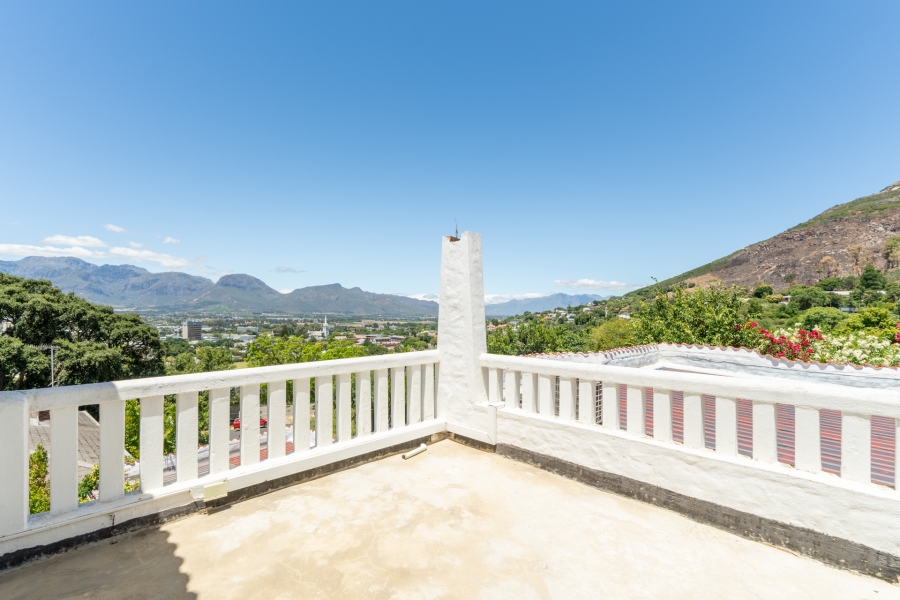 6 Bedroom Property for Sale in Paarl Central Western Cape